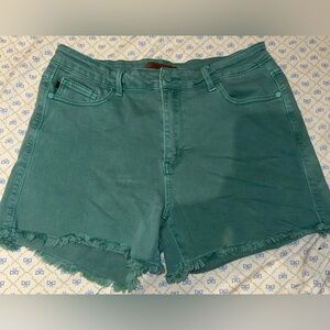Judy Blue Mid-Rise Sea Green Denim Jean Shorts Size XL Style #150216 Fray